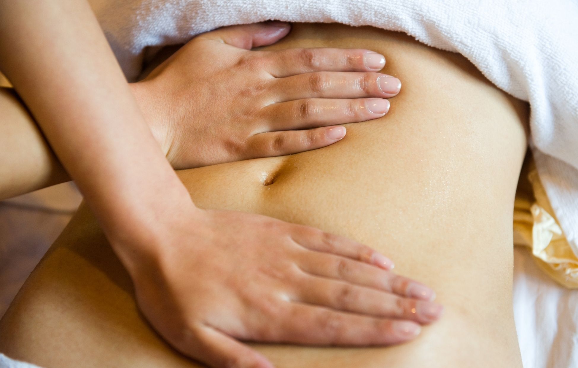 Ketahui Manfaat Pijat Pasca Melahirkan (Postpartum Massage) Berikut